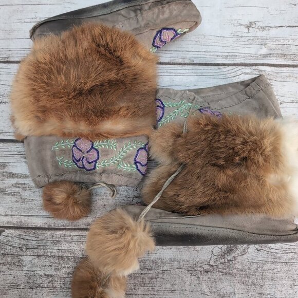 Handmade Native American Beaded Fur Mukluks Red Fox Fur Boots– Women’s - Picture 6 of 8